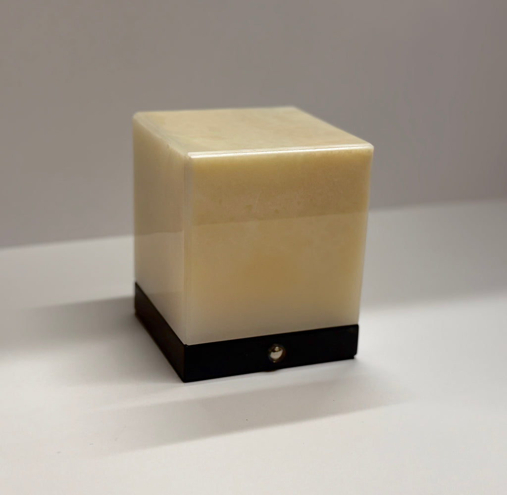 Luminous Stone Lamp, Onice Bianco Onyx