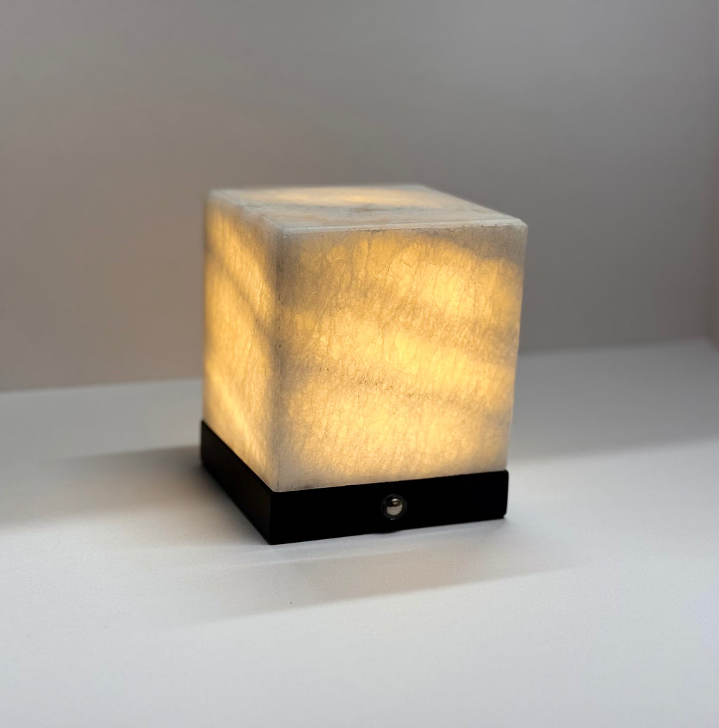 Luminous Stone Lamp, Onice Ivory Onyx
